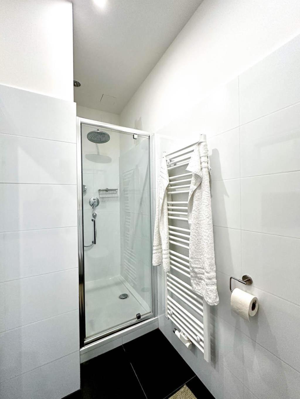 Stylish Central 2 Bedroom Wien